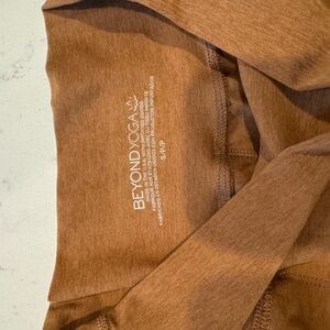 Beyond Yoga Brown Leggings